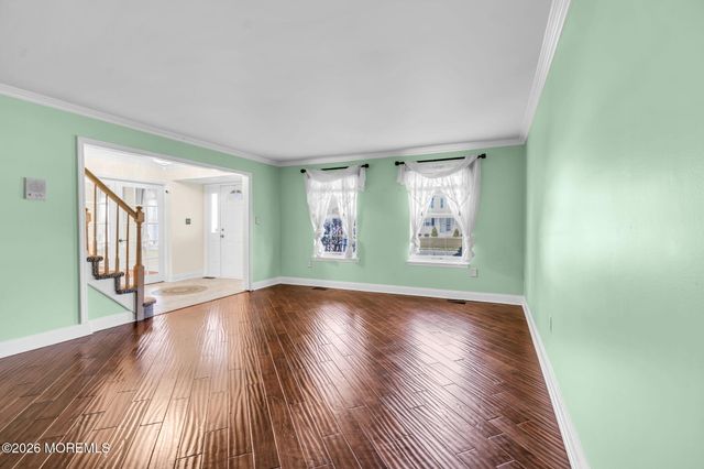 30 Wendy Court, Jackson, NJ 08527