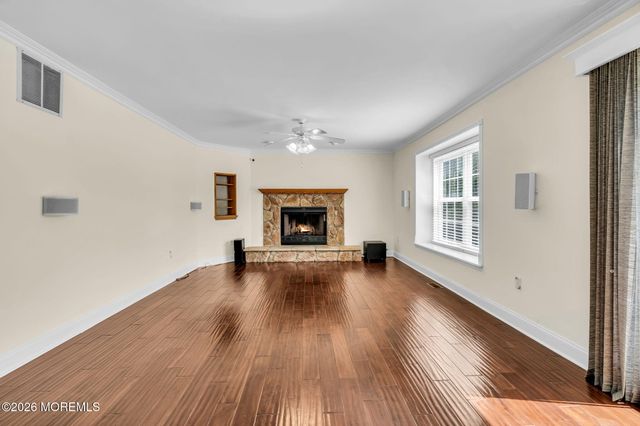 30 Wendy Court, Jackson, NJ 08527