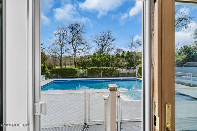 30 Wendy Court, Jackson, NJ 08527