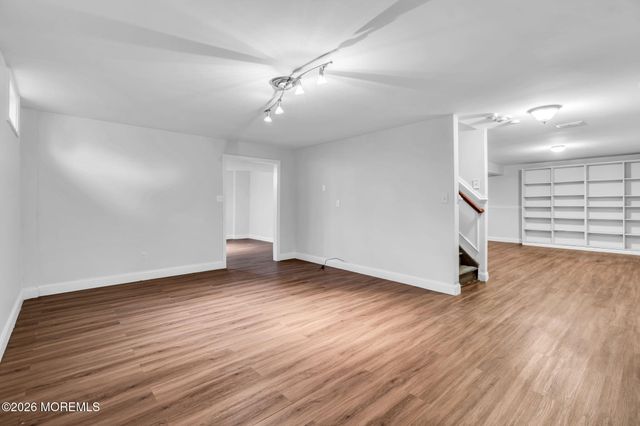 30 Wendy Court, Jackson, NJ 08527