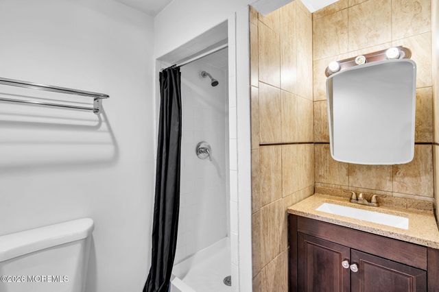 30 Wendy Court, Jackson, NJ 08527