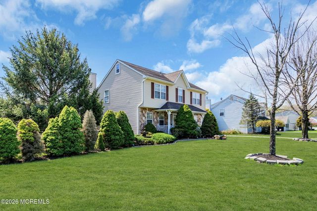 30 Wendy Court, Jackson, NJ 08527