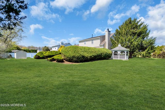 30 Wendy Court, Jackson, NJ 08527