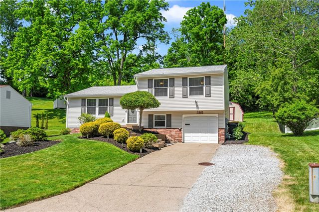 365 Fruitwood Dr, Bethel Park, PA 15102