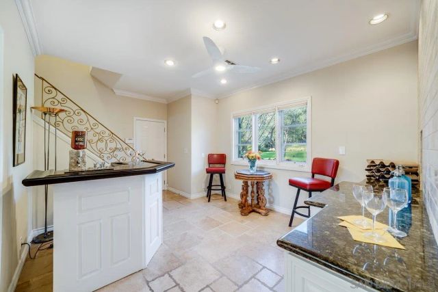 1 Saddle Creek Rd, Fallbrook, CA 92028