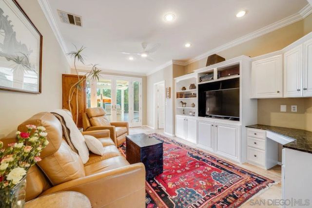 1 Saddle Creek Rd, Fallbrook, CA 92028