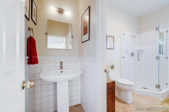 1 Saddle Creek Rd, Fallbrook, CA 92028