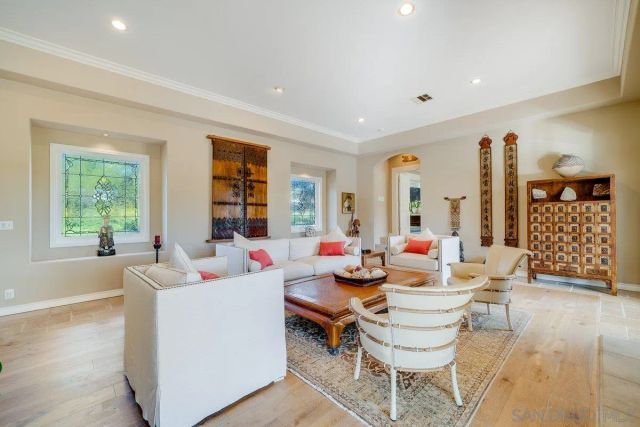 1 Saddle Creek Rd, Fallbrook, CA 92028