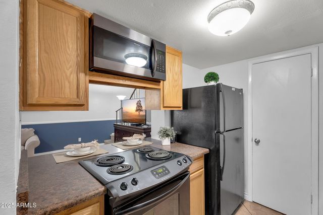 600 S DOBSON Road 6, Mesa, AZ 85202