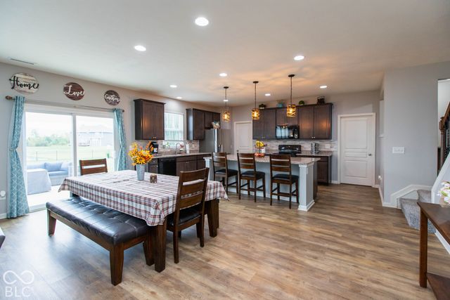 8284 Terryglass, Avon, IN 46123