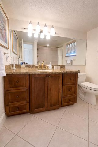 20 Colonial Club Drive 200, Boynton Beach, FL 33435