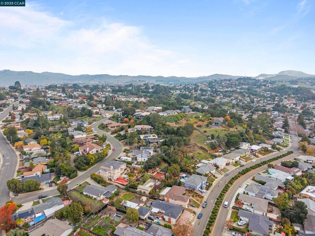 419 Clark Drive, Vallejo, CA 94534