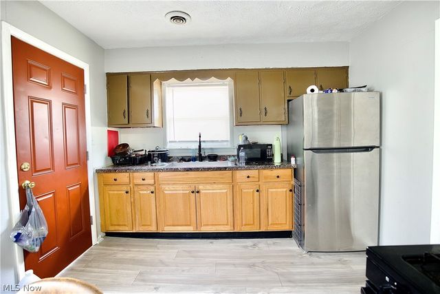 508 W 23rd Street, Lorain, OH 44052