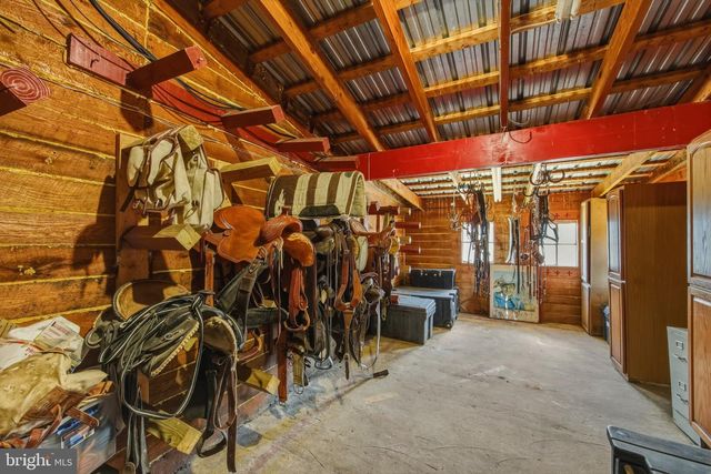 137 BRADY LN, Mount Jackson, VA 22842