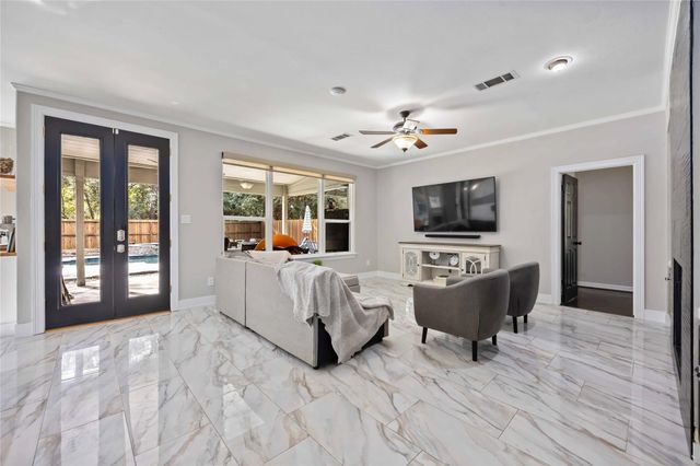 59 W Misty Morning Trace, The Woodlands, TX 77381