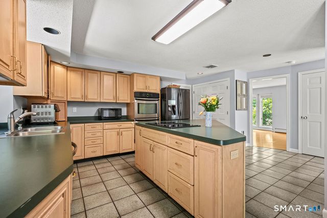 8 Pond View Road, Bolton, CT 06043
