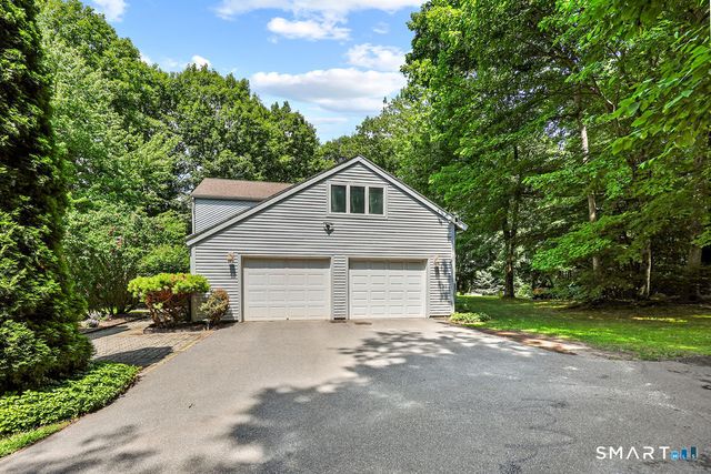 8 Pond View Road, Bolton, CT 06043