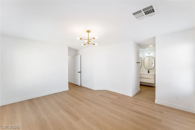 668 Rising Brook Drive, Henderson, NV 89011
