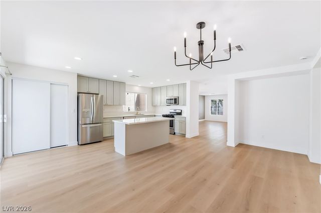 668 Rising Brook Drive, Henderson, NV 89011