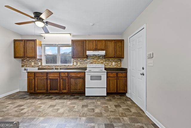 257 Fayetteville Road, Fairburn, GA 30213