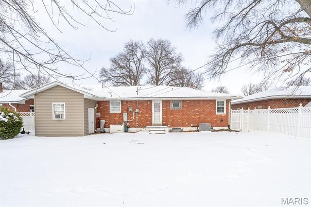 2570 Boyle Avenue, Granite City, IL 62040