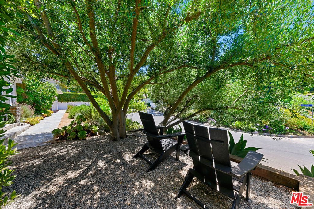 3644 Goodland Avenue, Los Angeles, CA 91604 — photo 3