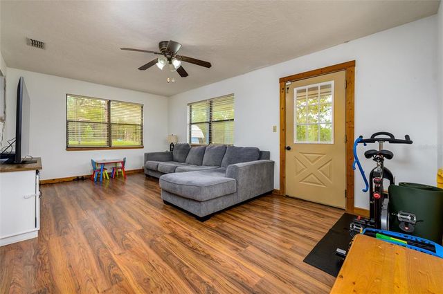 9660 N MATSONFORD AVENUE, Dunnellon, FL 34433