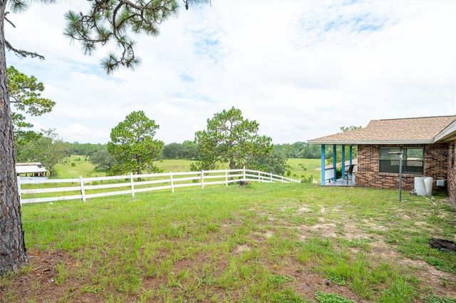 9660 N MATSONFORD AVENUE, Dunnellon, FL 34433