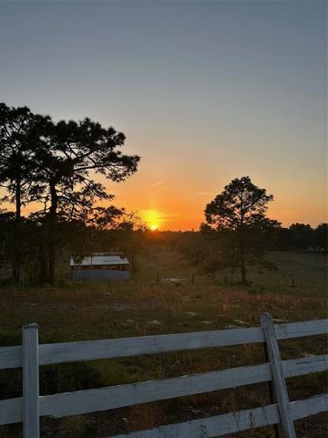 9660 N MATSONFORD AVENUE, Dunnellon, FL 34433