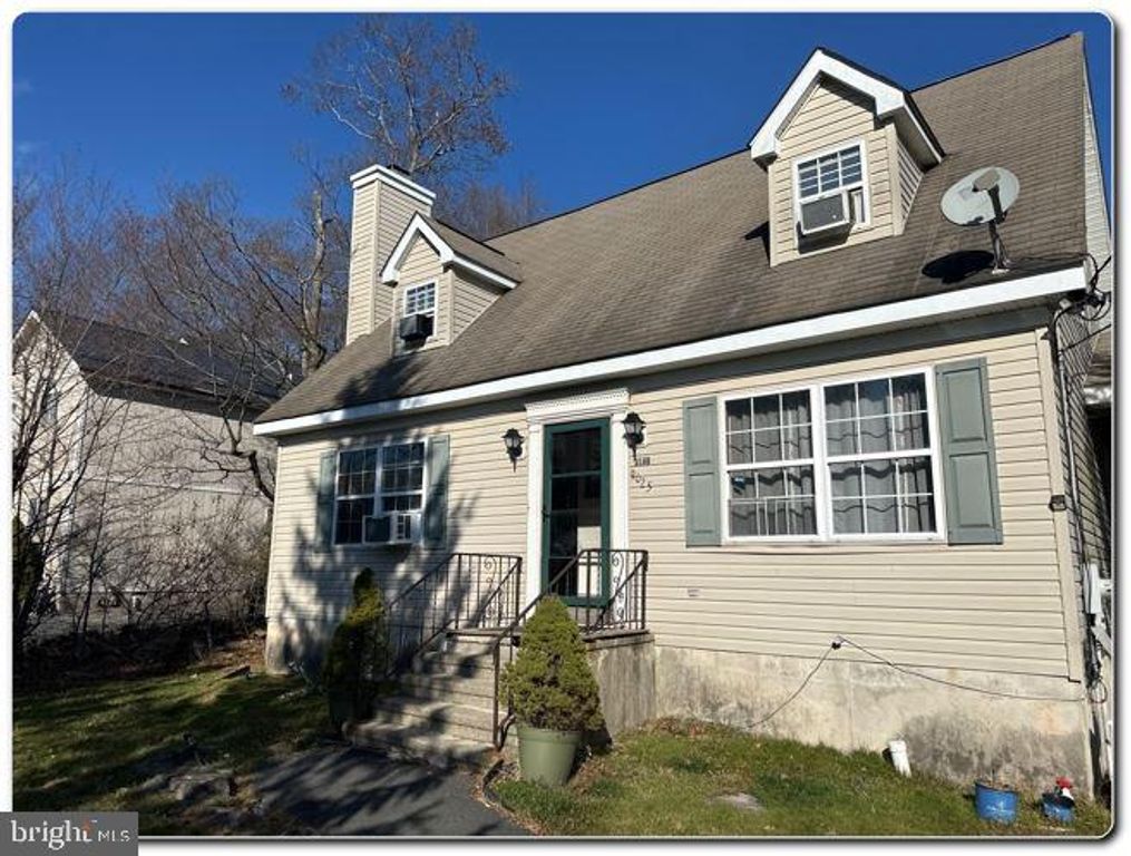 9025 IDLEWILD DR, Tobyhanna, PA 18466
