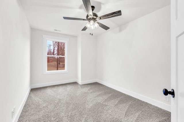 180 Clay Ridge Dr Unit A2, Clarksville, TN 37040