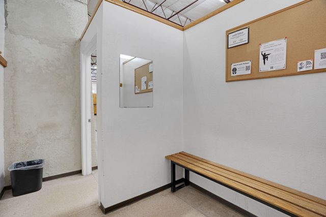 427 Adams Street SE, Albuquerque, NM 87108