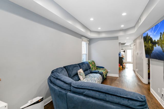 1442 S 50th Court, Cicero, IL 60804