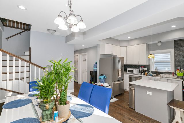 1442 S 50th Court, Cicero, IL 60804