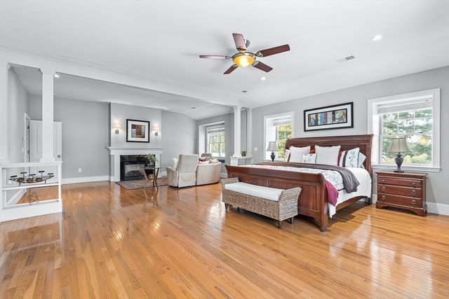 37 Mayflower Road, Winchester, MA 01890