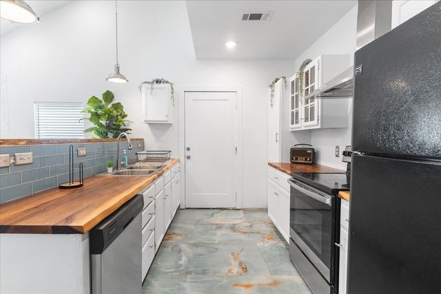 2635 Carpenter Avenue, Dallas, TX 75215