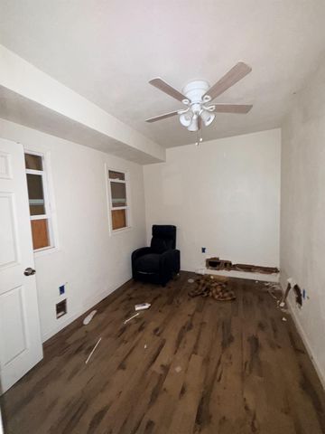 2044 E Tyler Avenue, Fresno, CA 93701