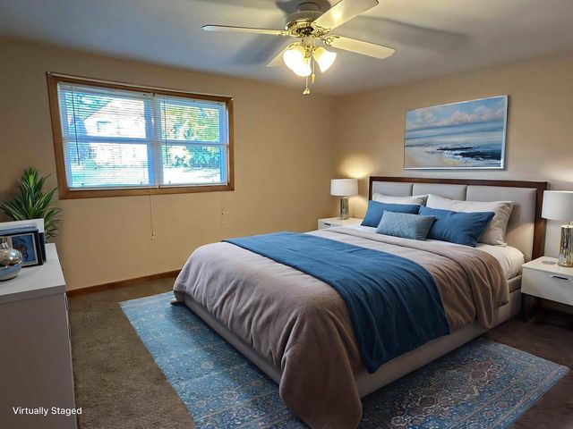 300 E DIVISION STREET, Greenwood, WI 54437