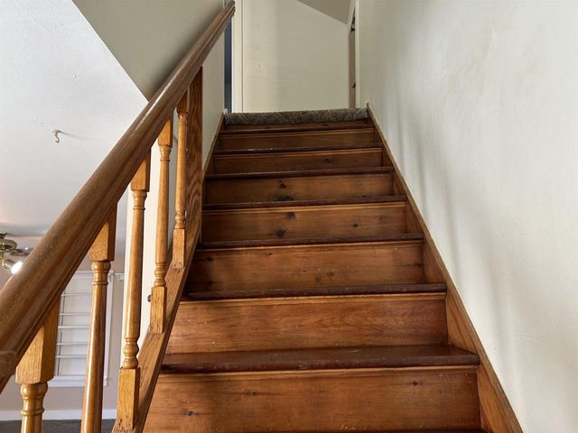 300 E DIVISION STREET, Greenwood, WI 54437