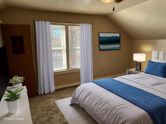 300 E DIVISION STREET, Greenwood, WI 54437