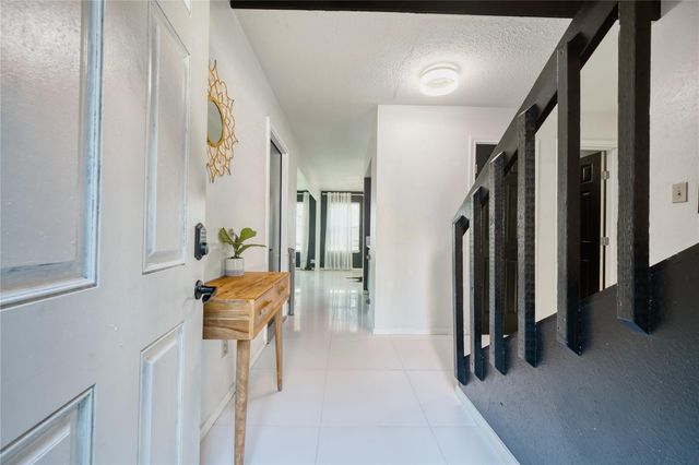 10127 Fernstone Lane, Houston, TX 77070