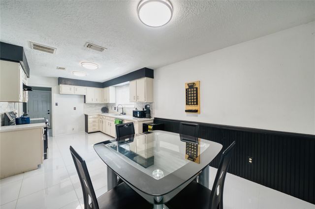 10127 Fernstone Lane, Houston, TX 77070