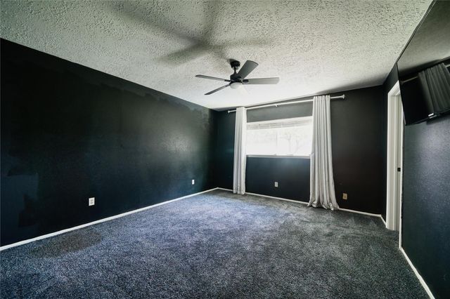 10127 Fernstone Lane, Houston, TX 77070