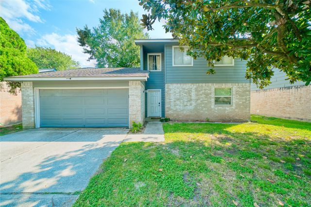 10127 Fernstone Lane, Houston, TX 77070