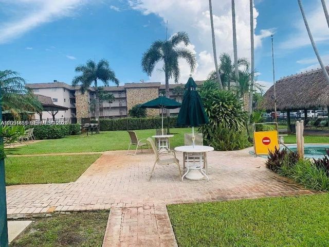 2461 SW 82nd Avenue 306, Davie, FL 33324