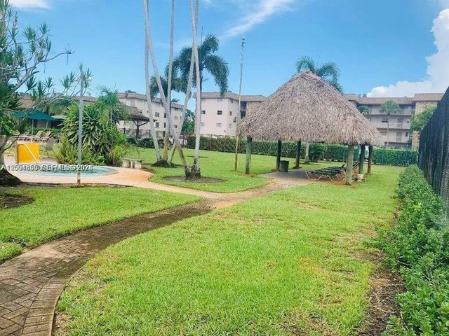 2461 SW 82nd Avenue 306, Davie, FL 33324