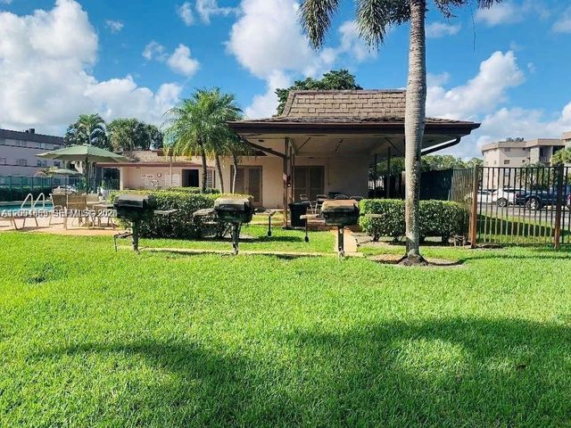 2461 SW 82nd Avenue 306, Davie, FL 33324