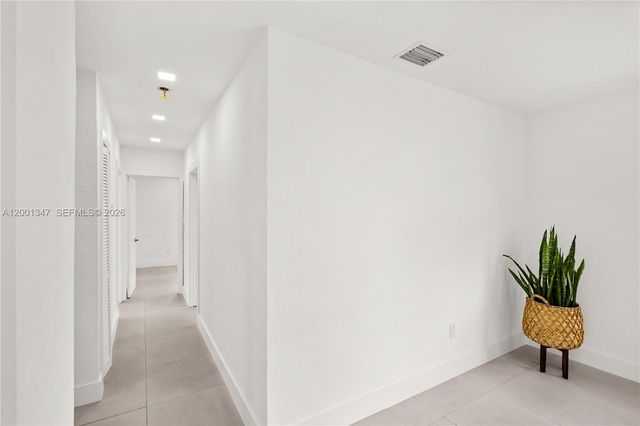 6605 SW 61st St, South Miami, FL 33143