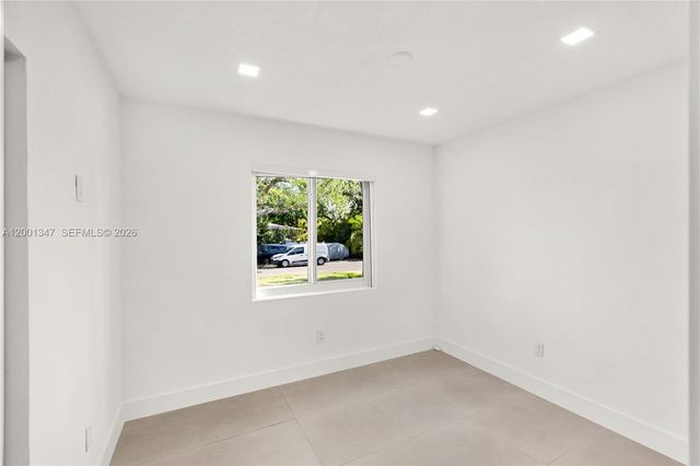 6605 SW 61st St, South Miami, FL 33143