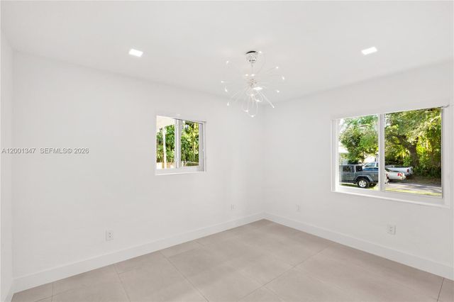 6605 SW 61st St, South Miami, FL 33143